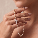 Colar com Cruz e Pérolas