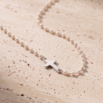 Colar com Cruz e Pérolas