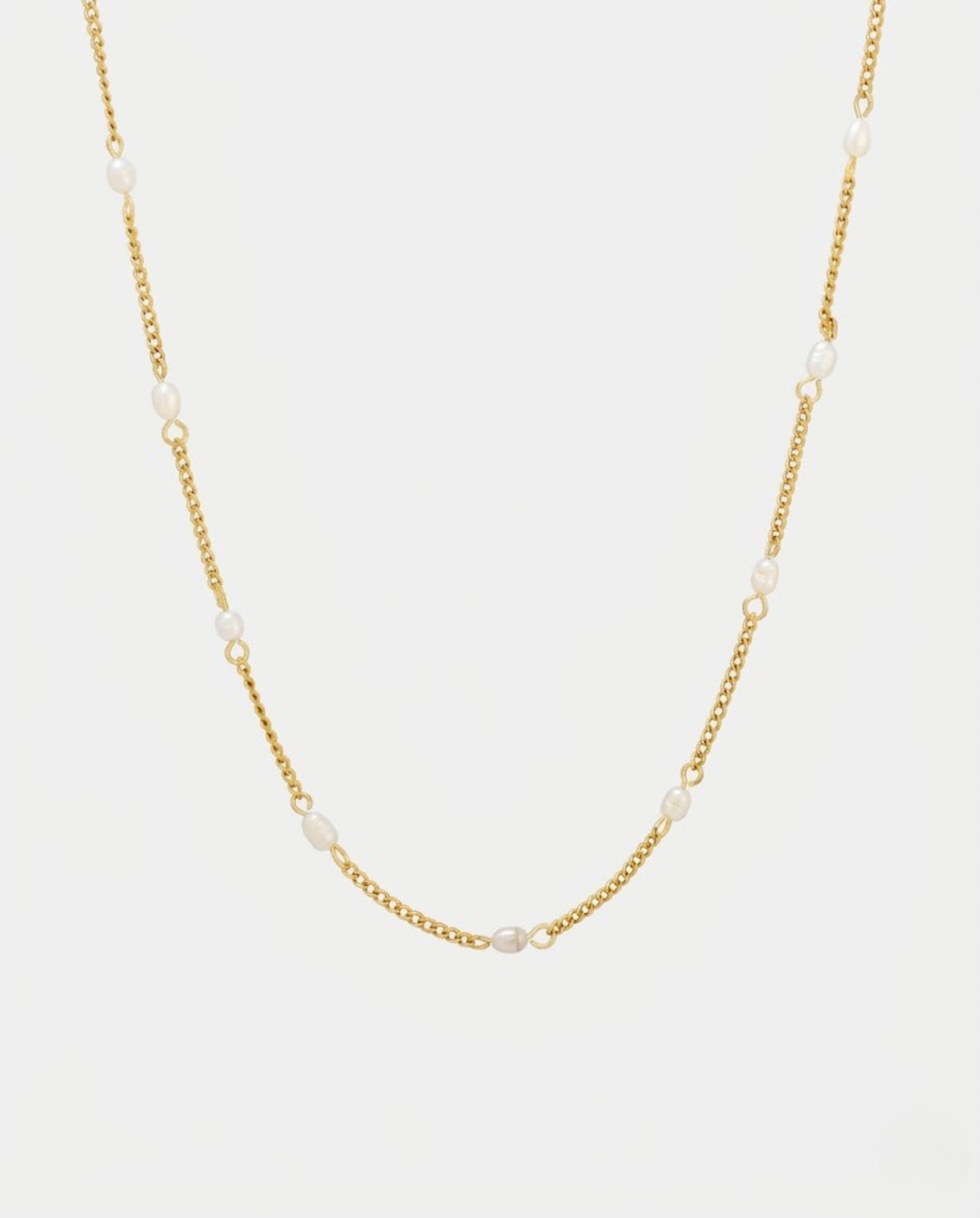 Colar de Pérolas Minimalista