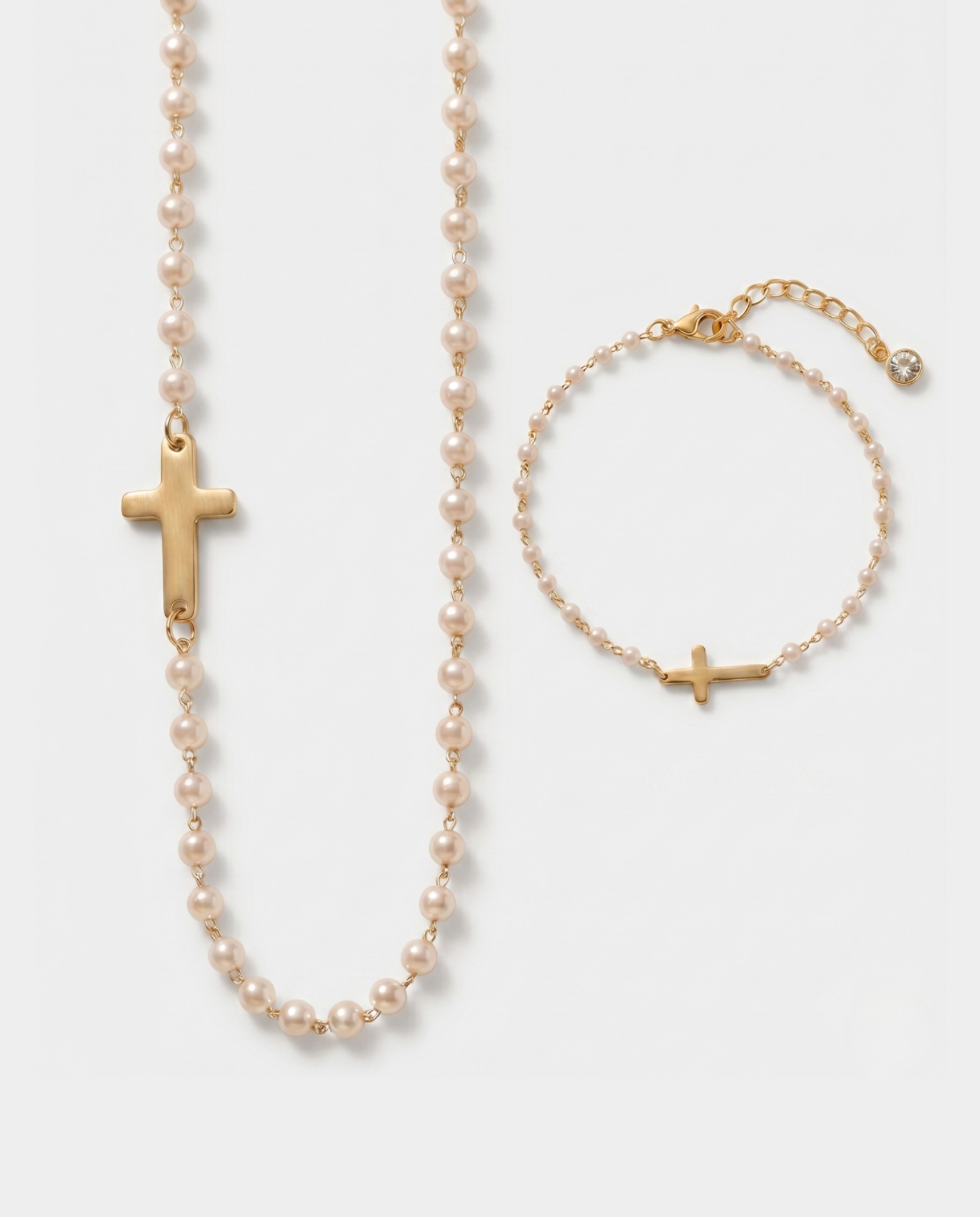 Conjunto com Cruz e Pérolas